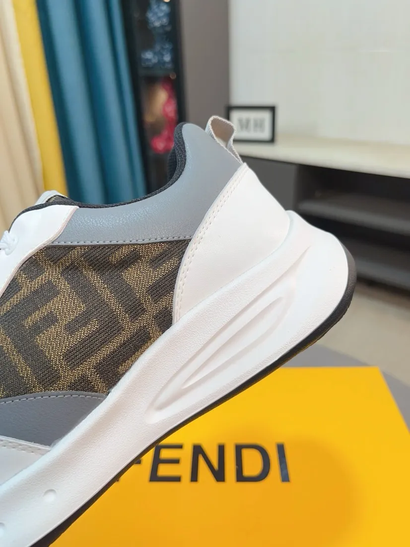 Men's Men's Shoes 💰438🌹🌹[fendi] Fendi's classic and comfortable men's, this complex sneaker is made of soft calfskin➕genuine leather lining➕original ultra-light rubber material with rough outsole. This unique light style is suitable for the casual and refined sensibility of this season. It is comfortable and natural on the feet. It is an everyday style for casual travel in autumn and winter! 38/44